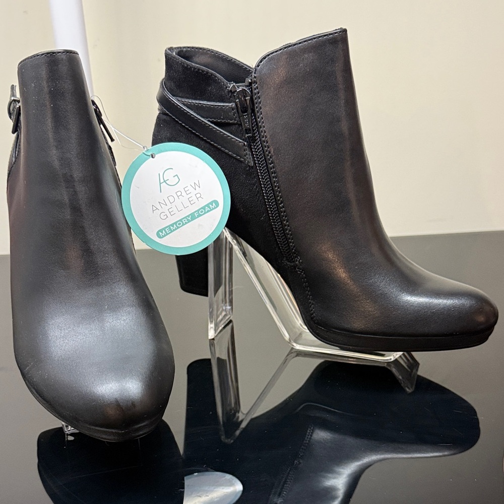 Andrew Geller Keira Sleek Black Ankle Booties
Size 8M, 3.5 inch block heel